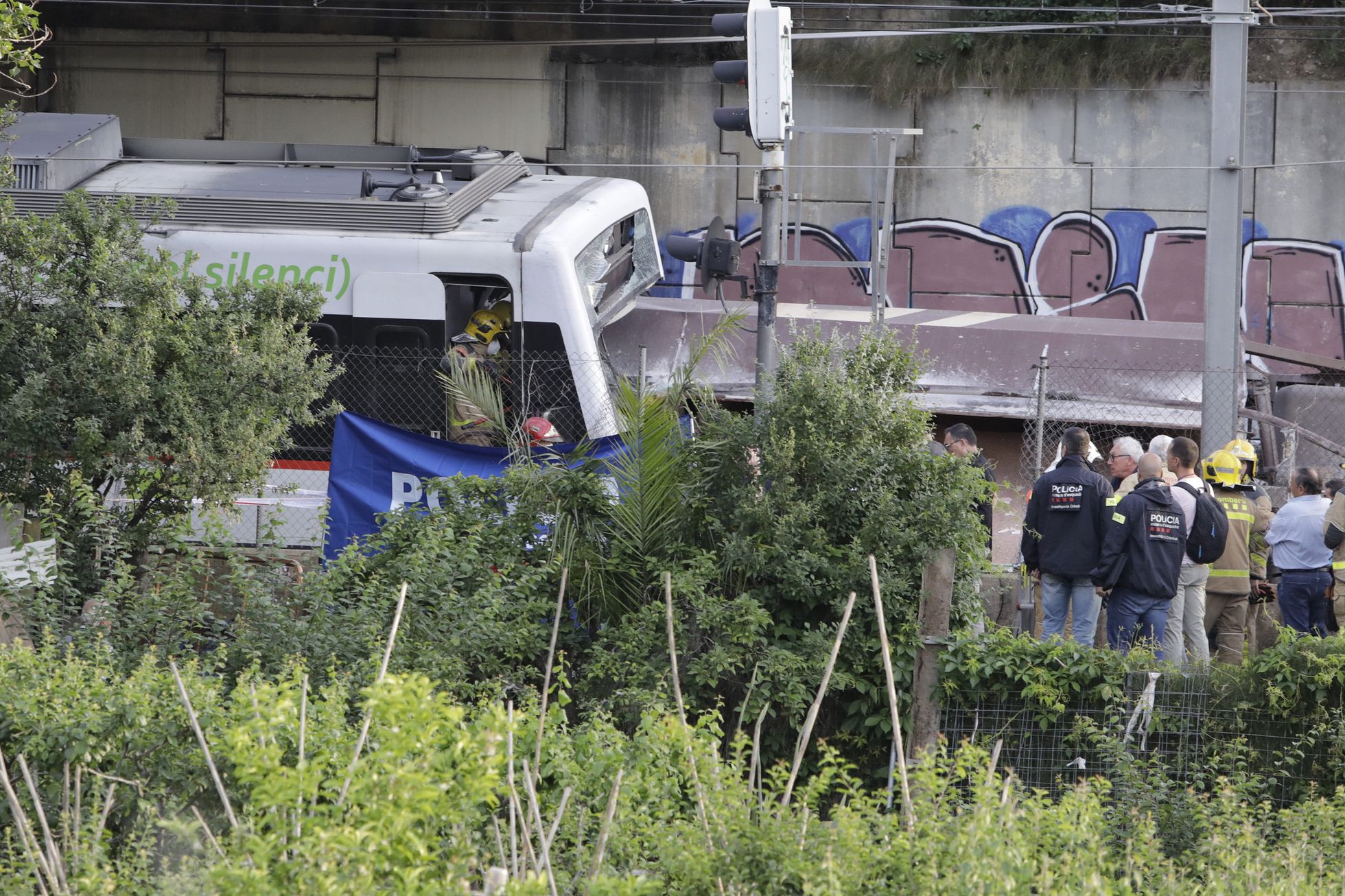 Ισπανία: Σύγκρουση τρένων – Ένας νεκρός και δεκάδες τραυματίες