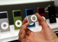 Apple: Ανακοίνωσε ότι σταμάτησε την πώληση των ipod Apple: Ανακοίνωσε ότι σταμάτησε την πώληση των ipod