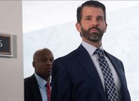 Εισβολή στο Καπιτώλιο: Κατέθεσε ο Τραμπ Τζούνιορ Εισβολή στο Καπιτώλιο: Κατέθεσε ο Τραμπ Τζούνιορ