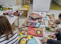 Μαξίμου: Αποστολή βιβλίων στα ελληνόπουλα της Μαδρίτης