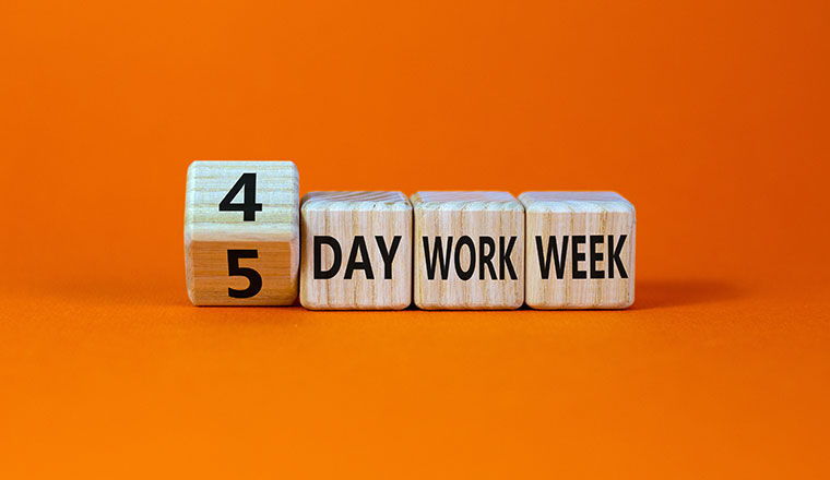 Greece to adopt the four-day working week