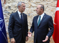 Στόλτενμπεργκ σε Τσαβούσογλου: «Πολύτιμος σύμμαχος η Τουρκία»