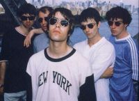 Oasis: Σε δημοπρασία βγαίνει η κιθάρα σύμβολο του αγγλικού ροκ συγκροτήματος
