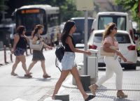 Καιρός καύσωνας: Μία ανάσα πριν τα πρώτα 40αρια Καιρός καύσωνας: Μία ανάσα πριν τα πρώτα 40αρια