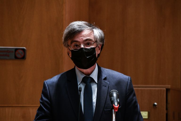 Τσιόδρας: 39.000 άνθρωποι κέρδισαν τη ζωή τους χάρη στα εμβόλια