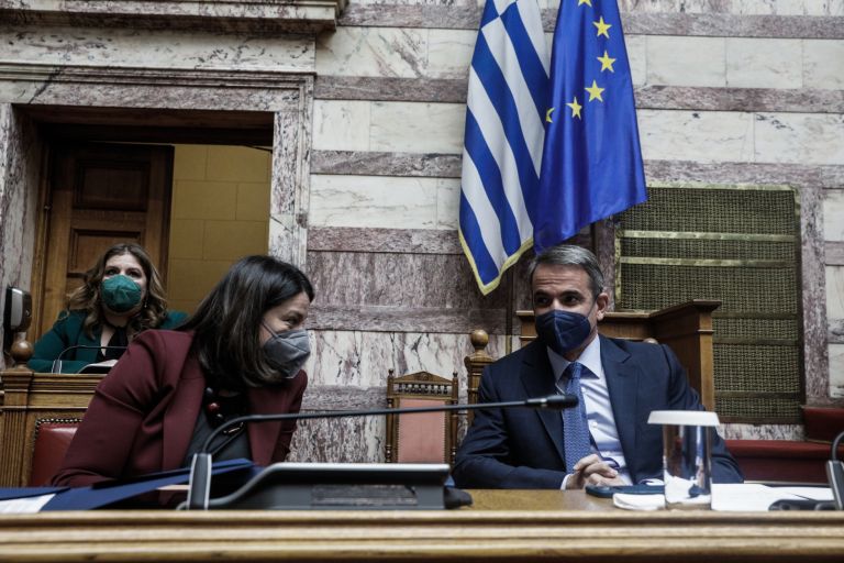 Ποιος νομοθετεί υπέρ των κολλεγίων στην Ελλάδα;
