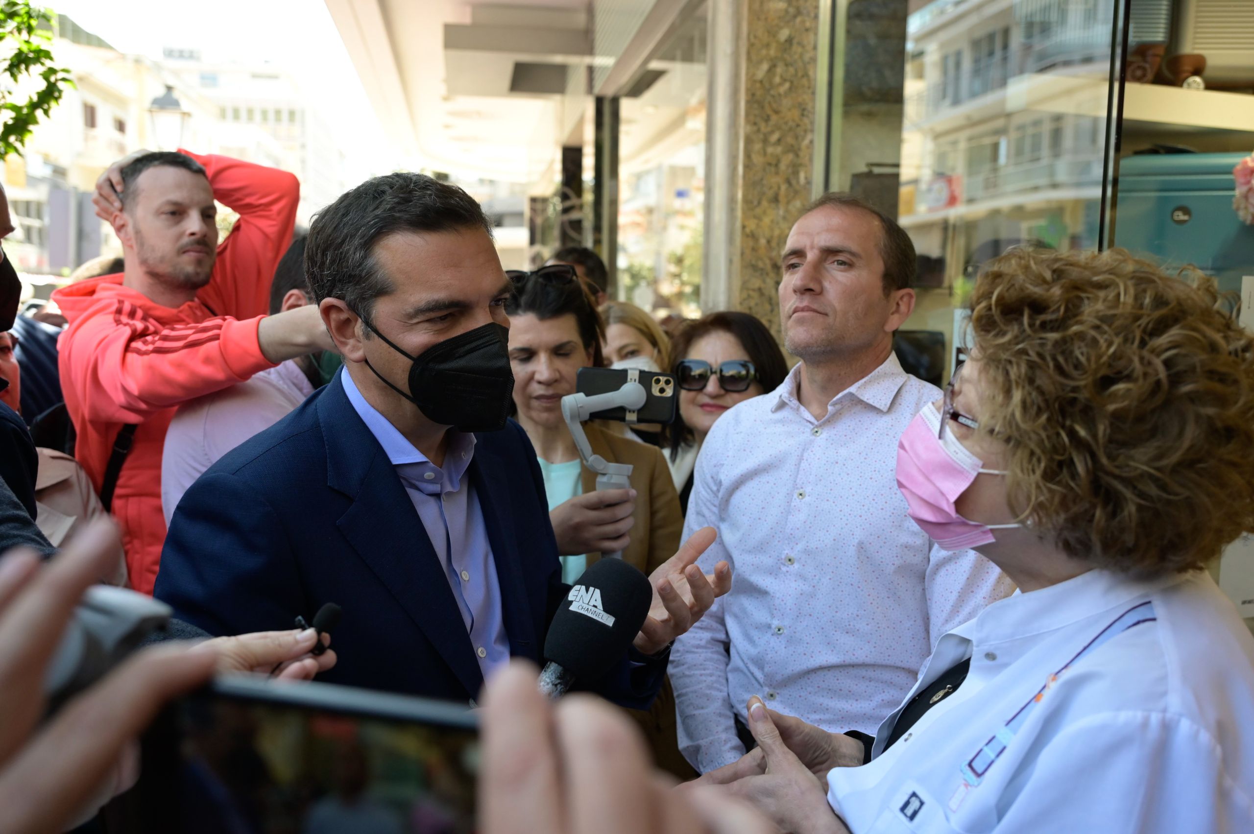 Τσίπρας: “Η Κυβέρνηση προσπαθεί να πάρει μέτρα για να σώσει οτιδήποτε και αν σώζεται”