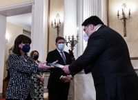 Τζόρτζ Τσούνης: Επέδωσε τα διαπιστευτήριά του στην Σακελλαροπούλου