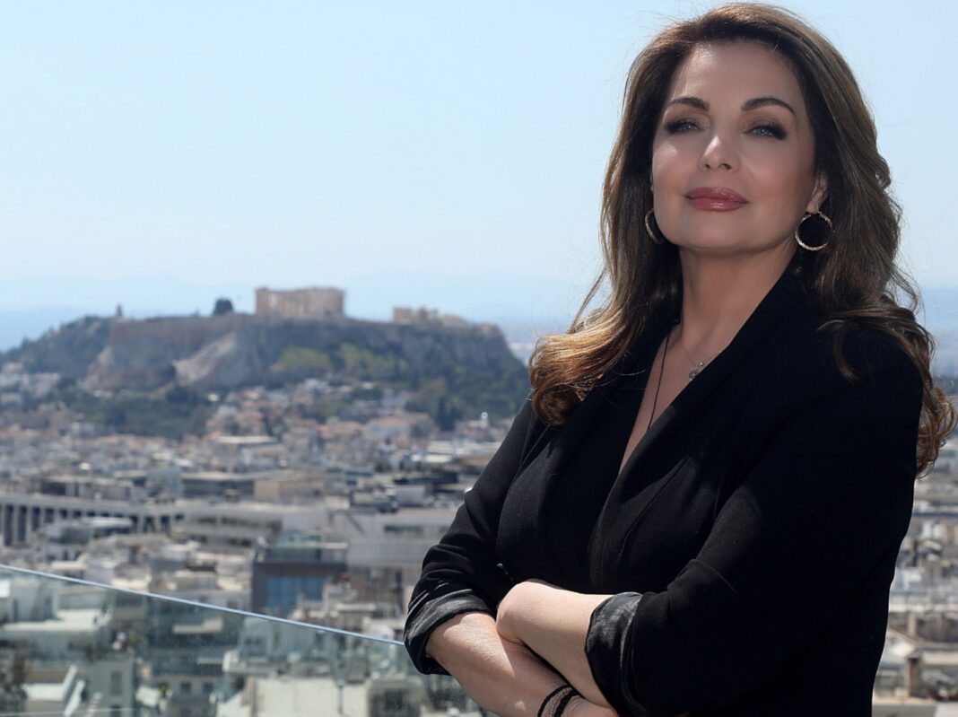 Άντζελα Γκερέκου: «Μετά την κόρη μου, ήθελα να υιοθετήσω ένα παιδί»