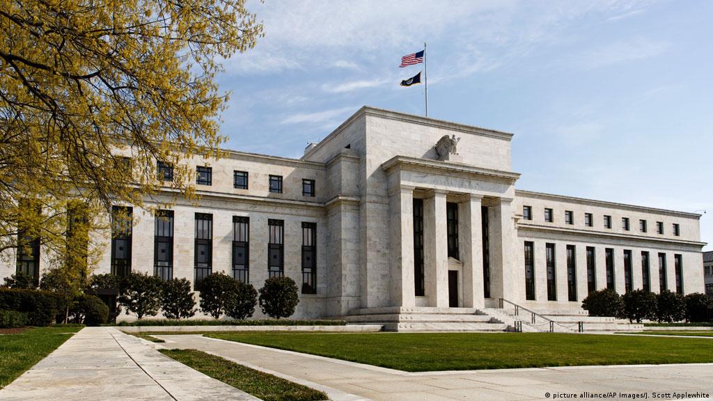 FED: Αναμένεται αύξηση των επιτοκίων κατά μισή μονάδα
