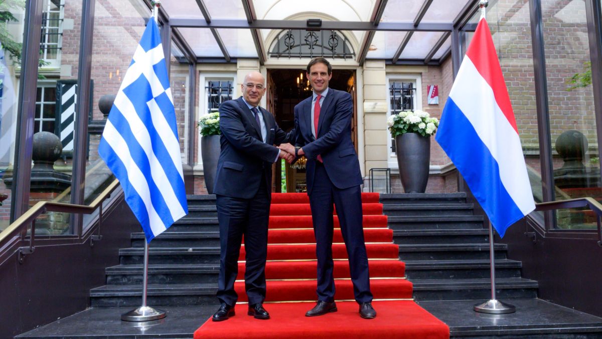 Συνάντηση Δένδια με τον ΥΠΕΞ της Ολλανδίας: Στο επίκεντρο η τουρκική προκλητικότητα