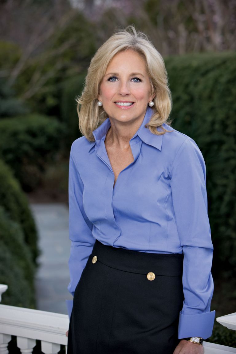 Jill Biden: Ταξίδεψε ως την Ουκρανία για να συναντήσει την Πρώτη κυρία Olena Zelenska