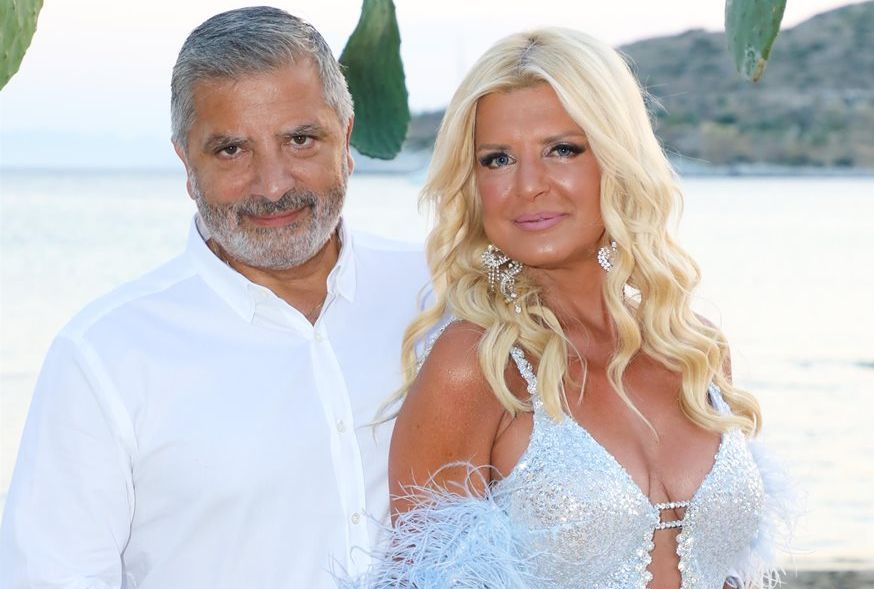 Μαρίνα Πατούλη: “Τώρα που έχω επέτειο γάμου με τον Γιώργο θα μου αντικαταστήσει την χρυσή καδένα που εκλάπη”
