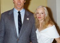 Πριν από τον Johnny και την Amber η Sondra Locke και ο Clint Eastwood κατείχαν τα ηνία της κορυφαίας δίκης Πριν από τον Johnny και την Amber η Sondra Locke και ο Clint Eastwood κατείχαν τα ηνία της κορυφαίας δίκης