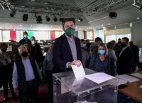 Ανδρουλάκης: “Η γιορτή της αναγέννησης της παράταξης” – Χωρίς προβλήματα η ψηφοφορία [pics]