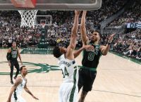 NBA: “Break” για τους Σέλτικς, προβάδισμα με 3-1 οι Ουόριορς 