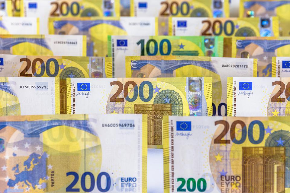 Στασιμοπληθωρισμός: Πανδημία και πόλεμος τον εκτίναξαν στα ύψη