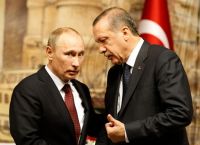 Βλέποντας την Ιστορία από την κλειδαρότρυπα