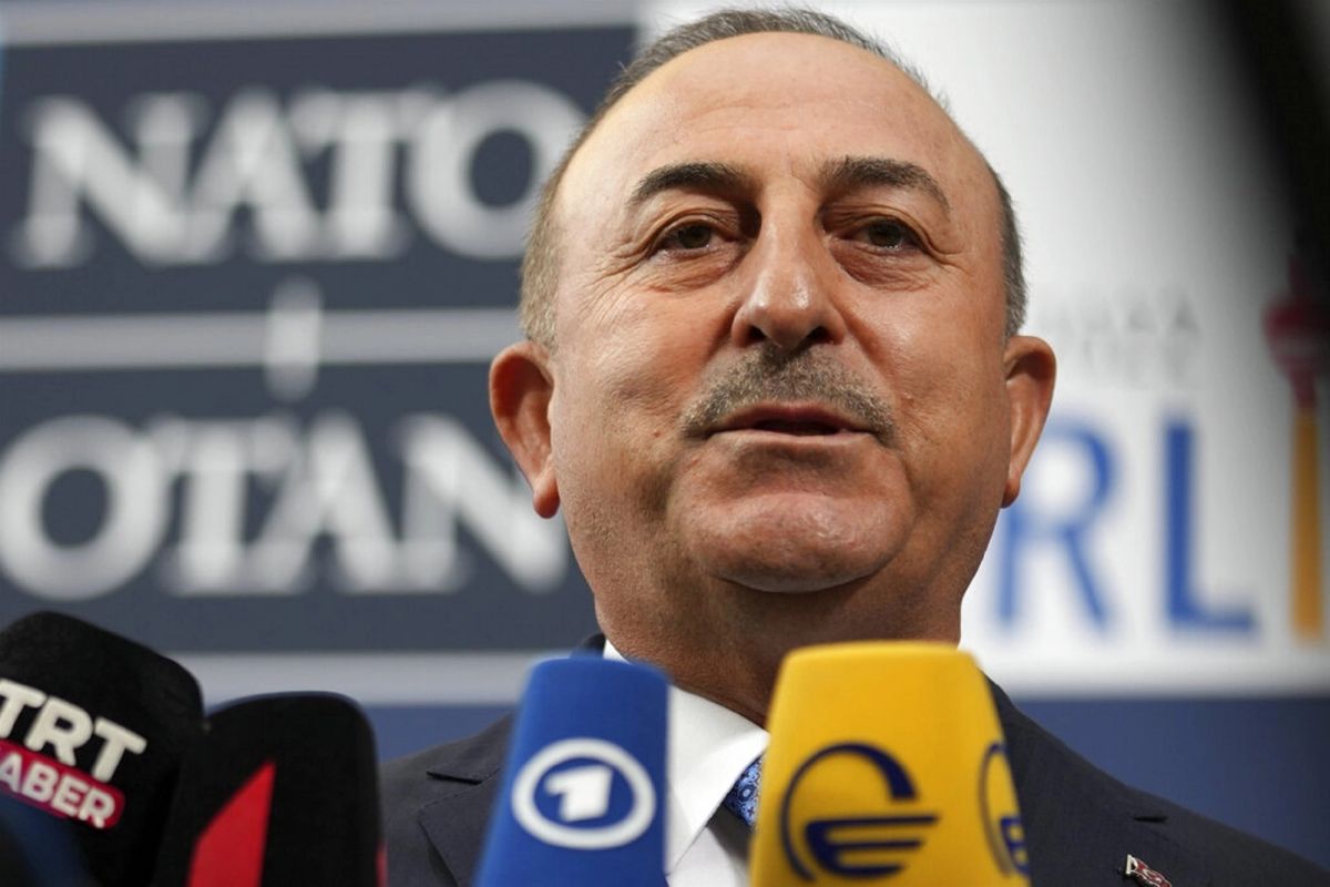 Μεβλούτ Τσαβούσογλου: Είμαστε υπέρ του ανοιχτού ΝΑΤΟ