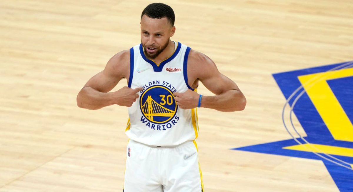 NBA: Επέστρεψαν από το -19 οι “πολεμιστές” και 2-0 επί του Ντάλας [vids]