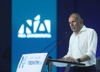 Γεραπετρίτης: Να κόψουμε το σενάριο των πρόωρων εκλογών