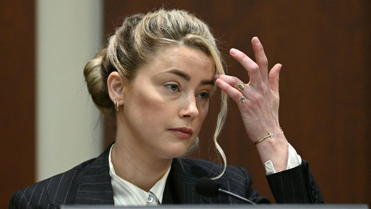 Amber Heard: “Ο κόσμος φωνάζει ότι θα βάλει το μωρό μου στον φούρνο μικροκυμάτων”
