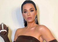 Katy Perry: Έχει κάνει την αποθήκη της με ειδική θερμοκρασία ώστε τα ρούχα της να τα κληρονομήσει η κόρη της