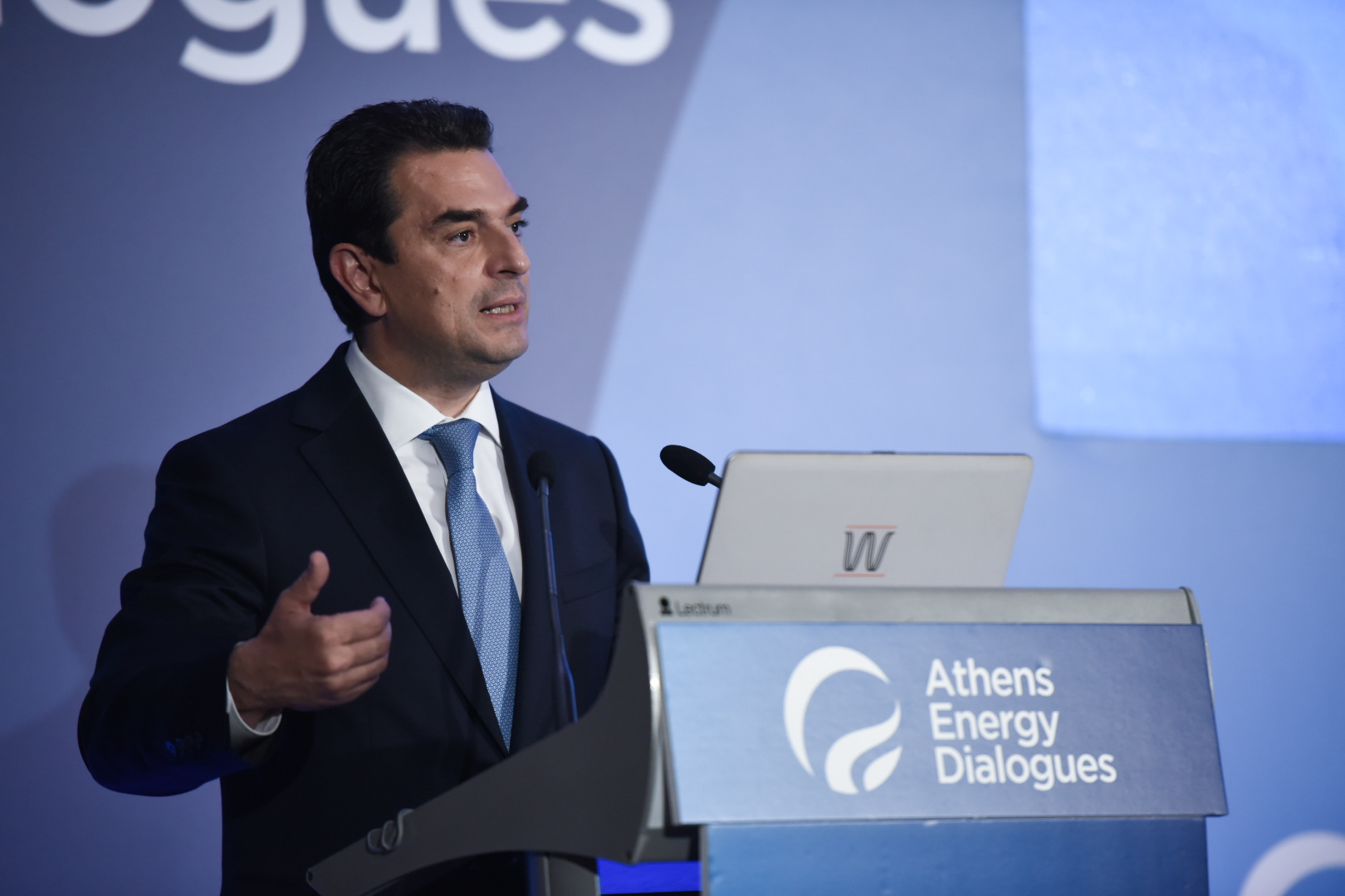 Σκρέκας: Η Ελλάδα πρέπει να εδραιωθεί ως βασική πύλη εισόδου υγροποιημένου αερίου στη Νοτιοανατολική Ευρώπη