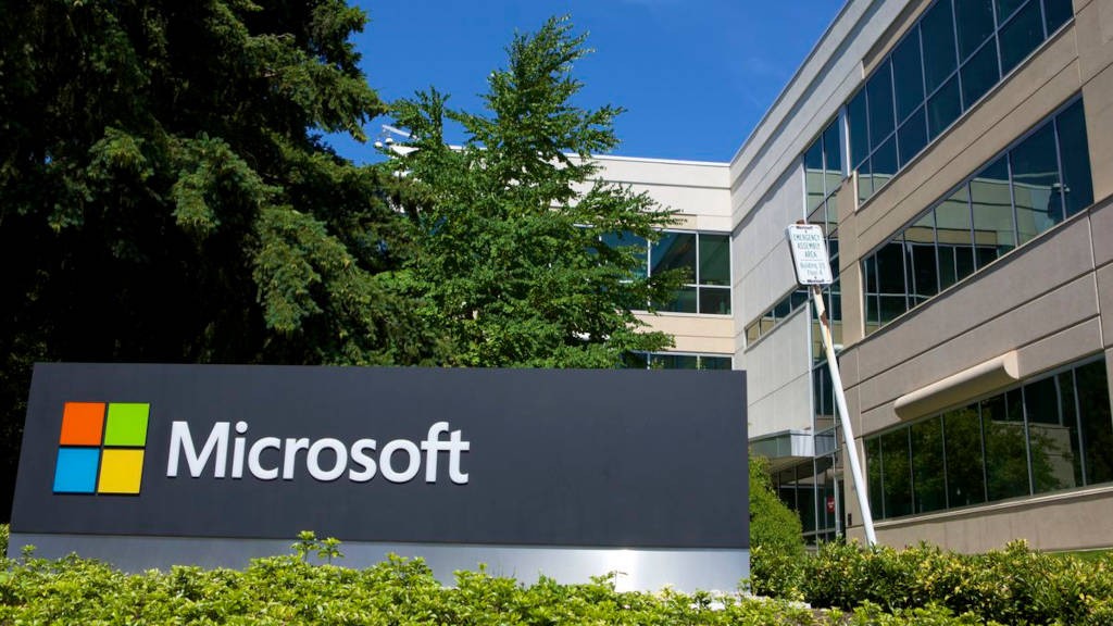 Microsoft: Σε εργαζόμενούς της στις ΗΠΑ πληρώνει τα έξοδα για άμβλωση