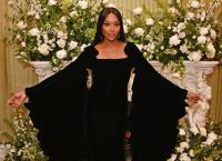 Naomi Campbell: Το super model έγινε 52 χρονών Naomi Campbell: Το super model έγινε 52 χρονών