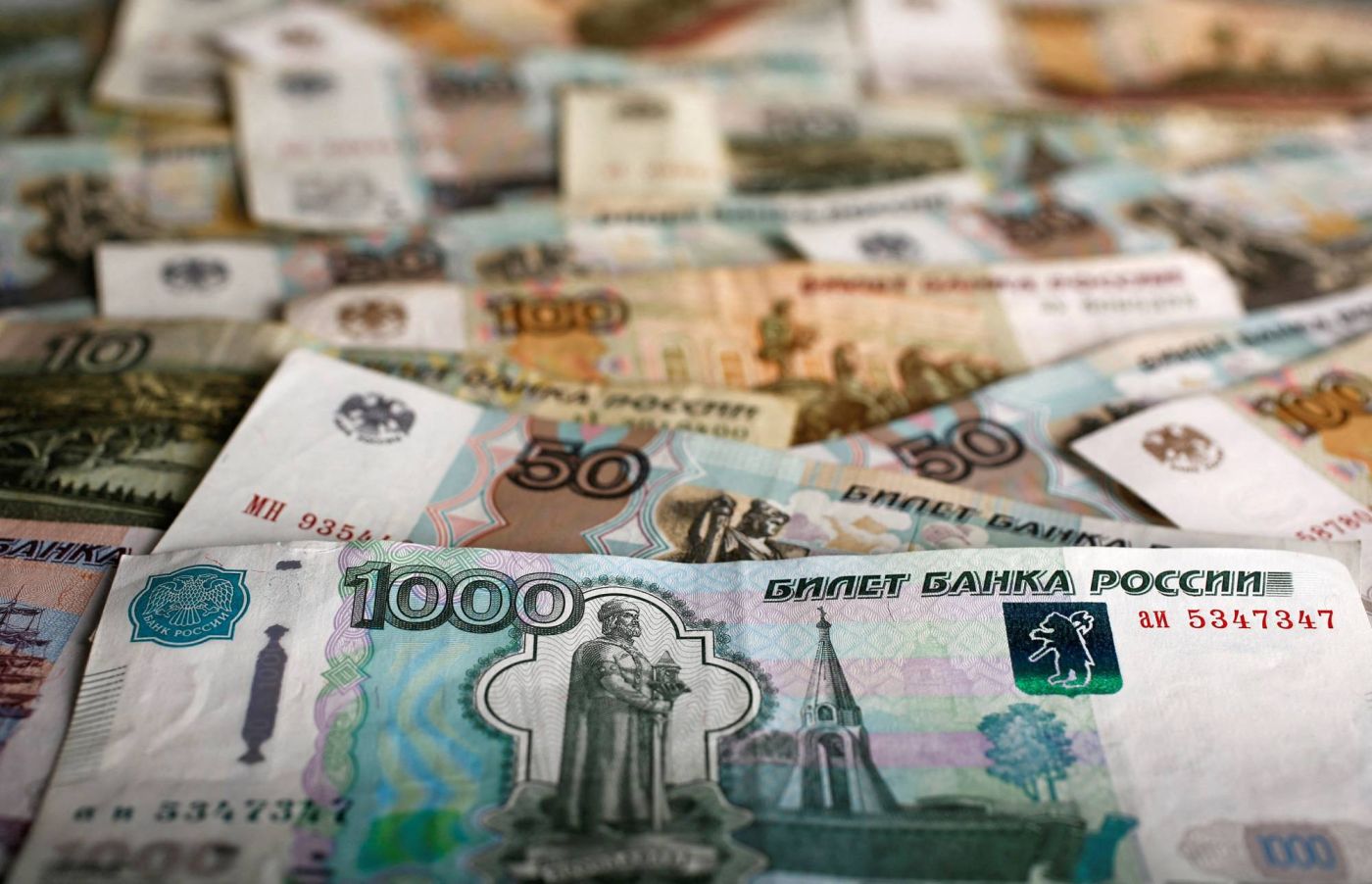 Ρωσία: Θα εξυπηρετεί το εξωτερικό χρέος σε ρούβλια λέει το ΥΠΟΙΚ