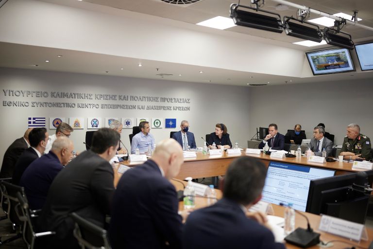 Αλλάζουν όλα στον αντιπυρικό σχεδιασμό: Αυξάνεται η επίγεια παρατήρηση – 500 επιπλέον πυροσβέστες