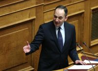 Πλακιωτάκης: Θετικός στον κορωνοϊό ο Υπουργός Ναυτιλίας