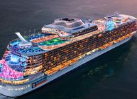 Odyssey of the Seas: Ένα από τα μεγαλύτερα κρουαζιερόπλοια του κόσμου κατέπλευσε στα νερά του Αιγαίου