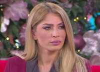 Το στρινγκ της Δανέζη που εξαφανίστηκε στα προσόντα της Το στρινγκ της Δανέζη που εξαφανίστηκε στα προσόντα της