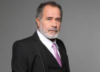 Θοδωρής Κατσαφάδος: «Ο αδερφός μου διαμελίστηκε από χειροβομβίδα» Θοδωρής Κατσαφάδος: «Ο αδερφός μου διαμελίστηκε από χειροβομβίδα»