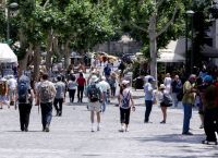 Κορωνοϊός: Πάνω από 100.000 τα κρούσματα σε μία εβδομάδα Κορωνοϊός: Πάνω από 100.000 τα κρούσματα σε μία εβδομάδα