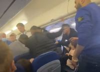 Άγριο ξύλο σε πτήση: Μπουνιές και χάος στα 30.000 πόδια
