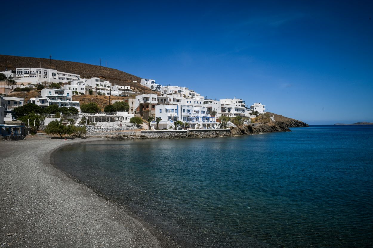 The Guardian: Οι 9 παραλίες – «στολίδια» της Ελλάδας