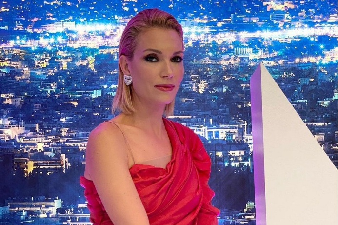 Βίκυ Καγιά: Η εντελώς γυμνή φωτογραφία που θα ήθελε να εξαφανίσει