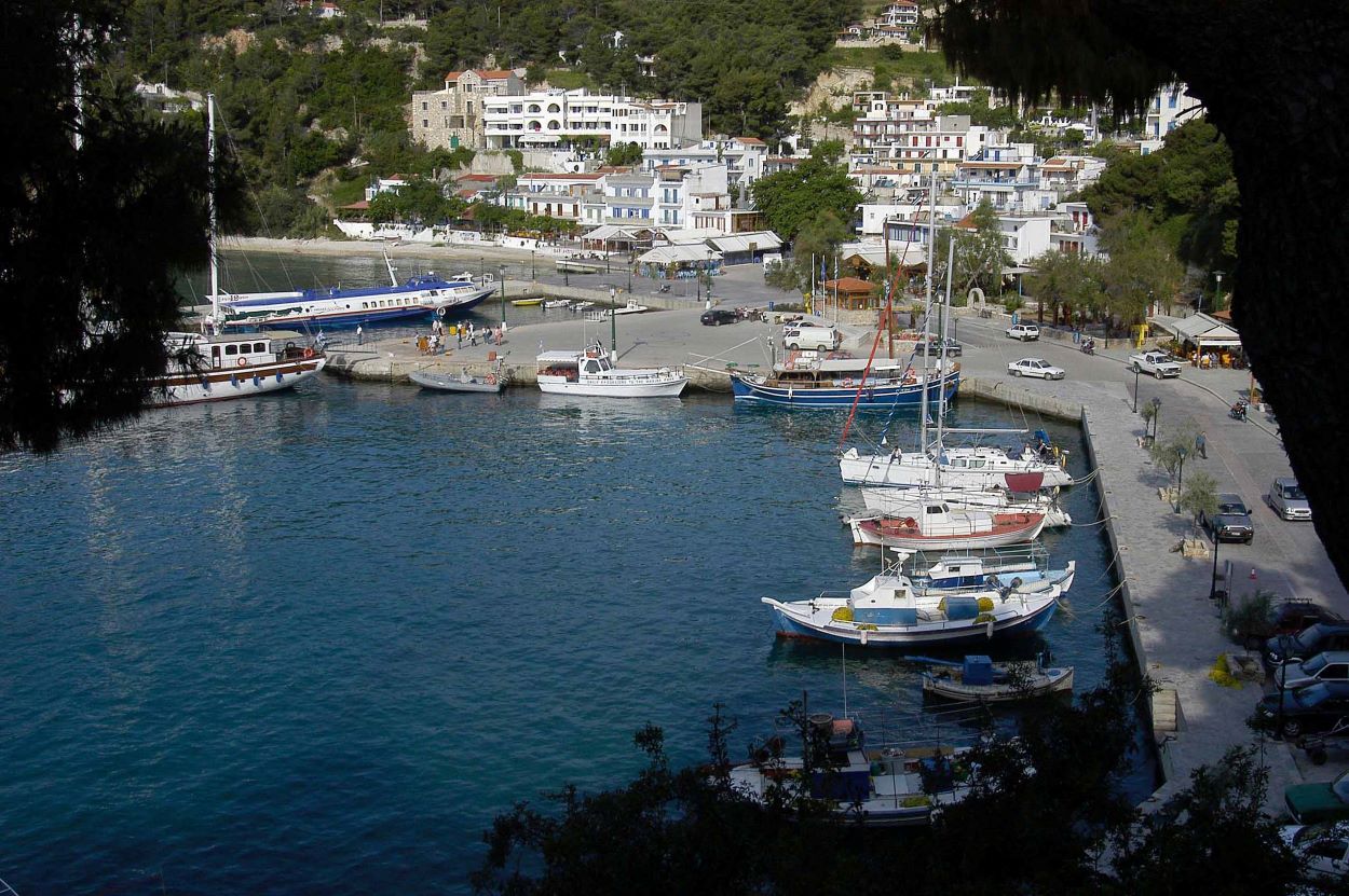 Αλόννησος: Έκρηξη σε ιστιοφόρο – Ένας τραυματίας