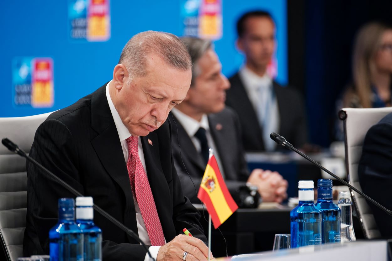 Τουρκικά ΜΜΕ: «Στην Άγκυρα σάρωνε, στη Μαδρίτη σιώπησε» – Πώς σχολιάζουν τη στάση Ερντογάν