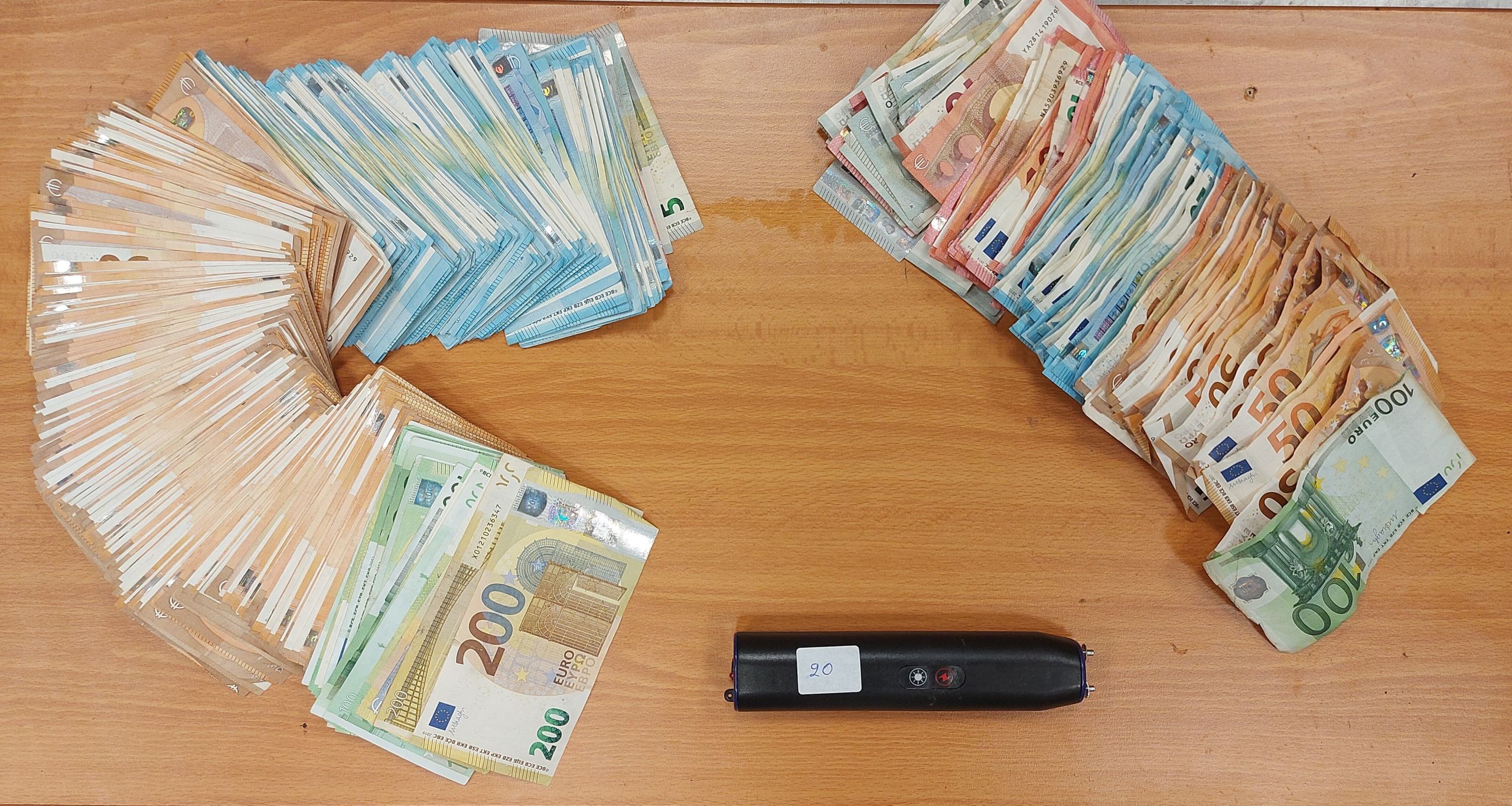 ΕΛ.ΑΣ: Εξαρθρώθηκε σπείρα που εξαπατούσε ηλικιωμένους στην Αττική – Είχε «ξαφρίσει» πάνω από 300.000 ευρώ