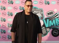 Βραβεία Mad: Ο DJ της χθεσινής βραδιάς έπαιζε χωρίς κονσόλα