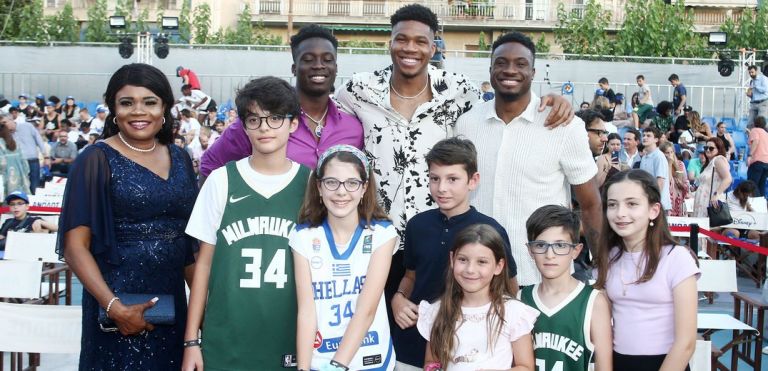 Giannis Antetokounmpo: The premiere of RISE in Sepolia with NBA stars
