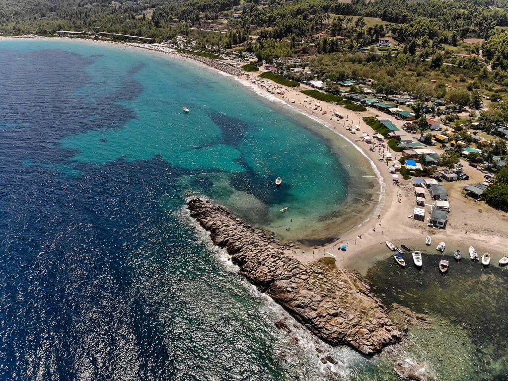 Παλιούρι: Λουόμενοι και γιατρός έσωσαν από πνιγμό δίχρονο αγοράκι