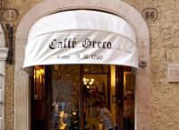 Caffè Greco: Το πιο αριστοκρατικό καφέ της Ευρώπης ανήκει σε Έλληνα