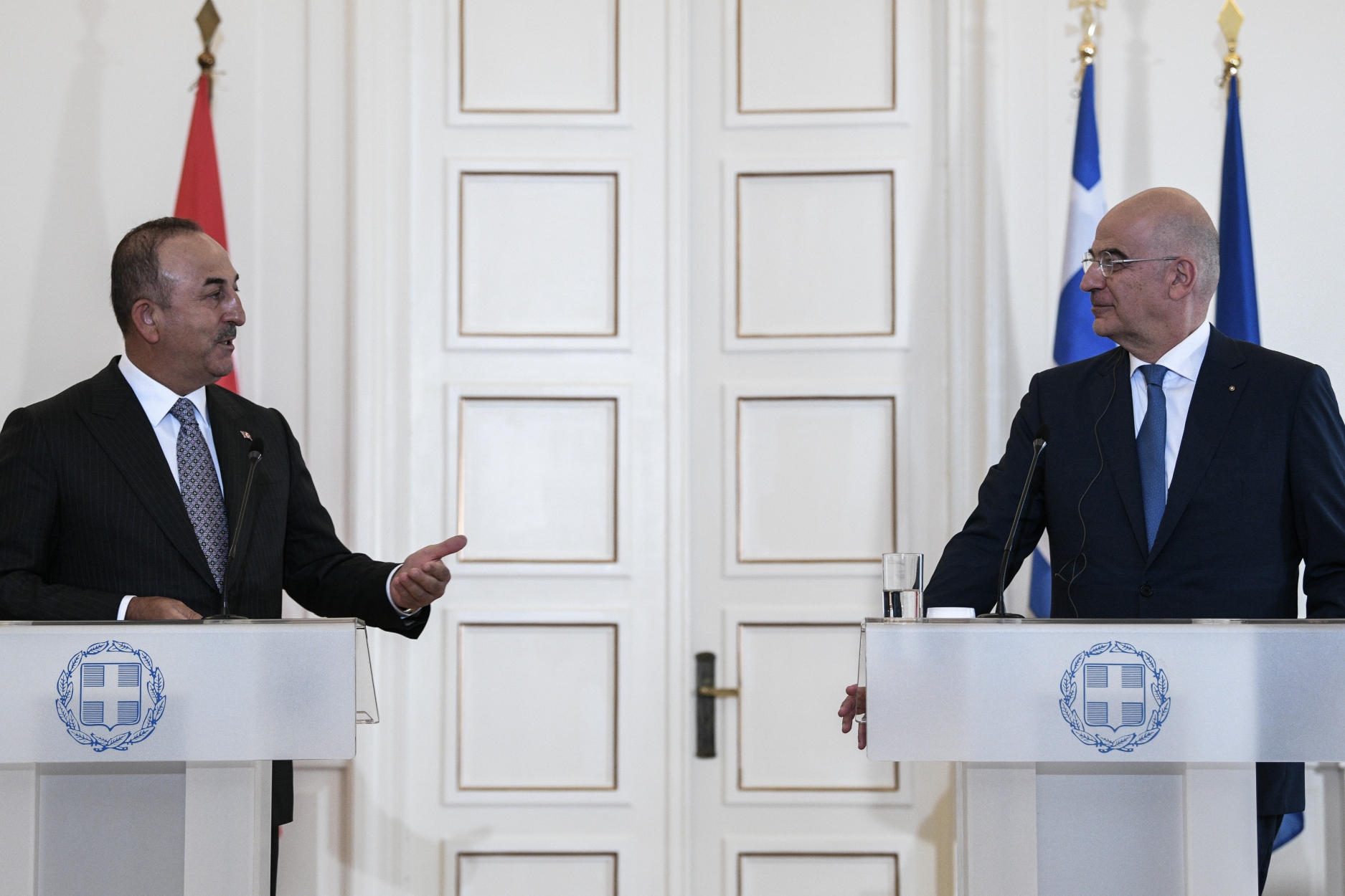 Ελληνοτουρκικά: Στο ίδιο φόρουμ Δένδιας και Τσαβούσογλου στην Οχρίδα
