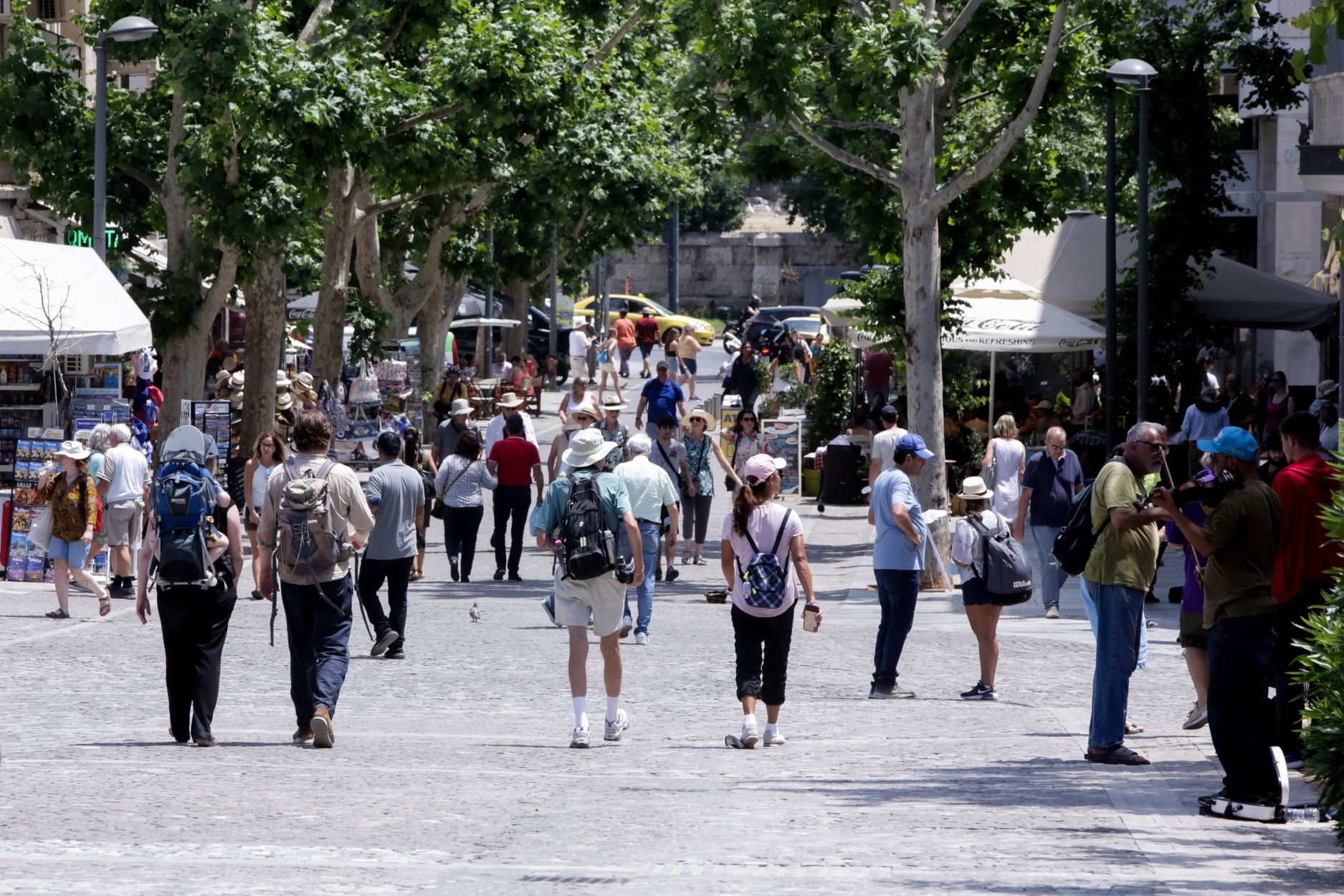 Ακρίβεια: Για ένα θερμό «δημοσιονομικό καλοκαίρι» προετοιμάζεται η κυβέρνηση