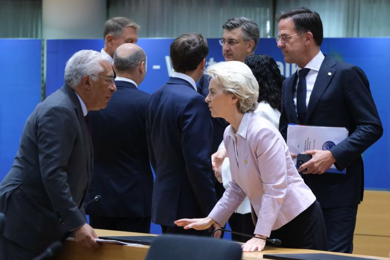 ΕΕ: Ιστορική απόφαση για Ουκρανία